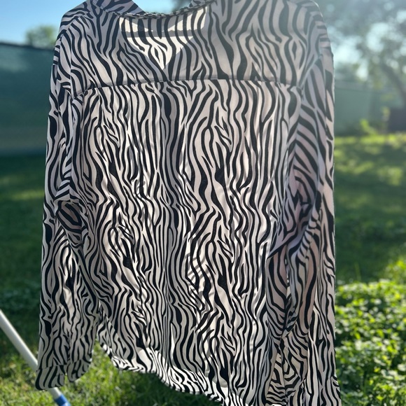 Zebra Print Long Sleeve Shirt - Picture 3 of 7